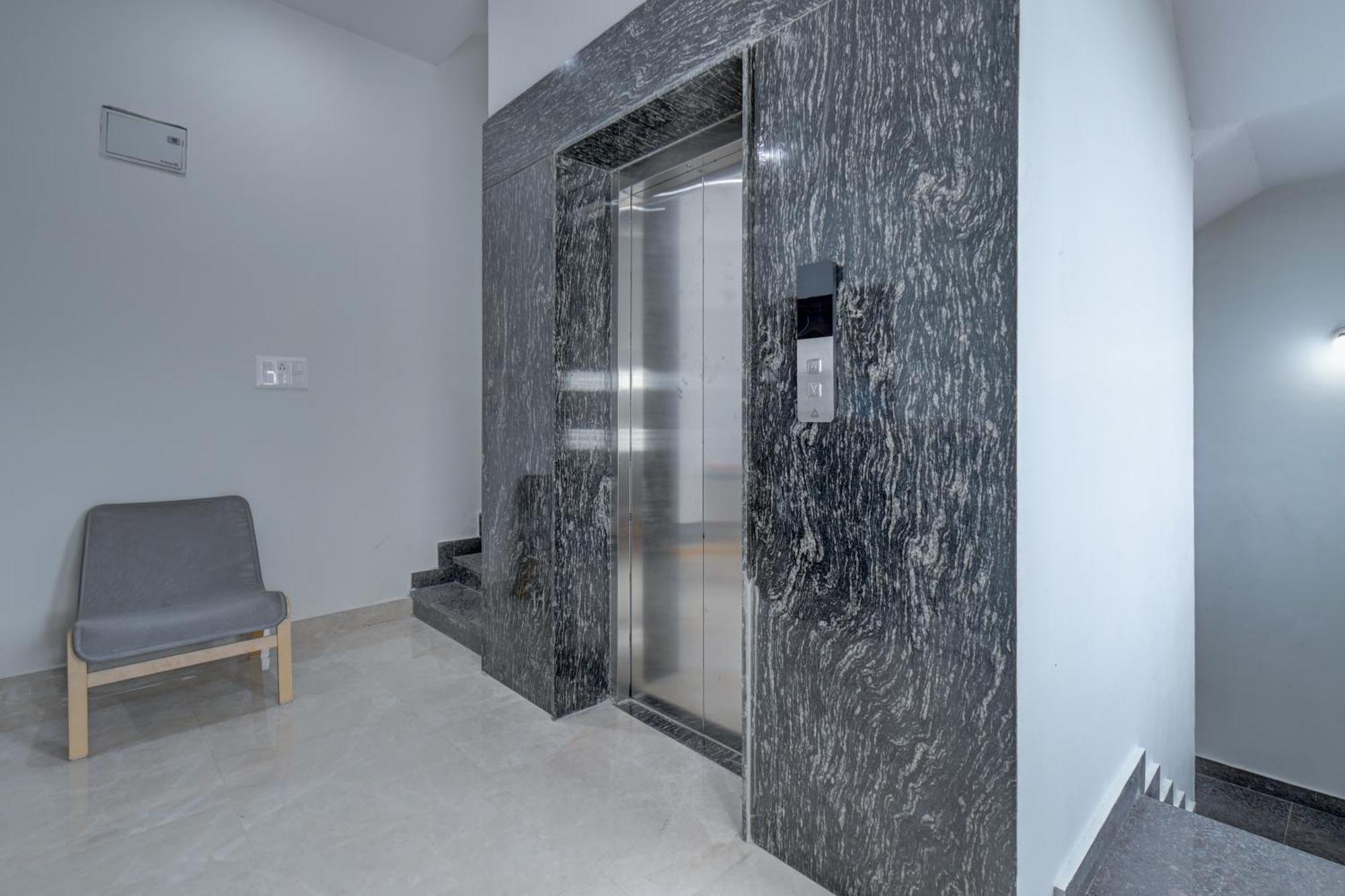 Hotel Cloud 9 Luxury Stay 迈索尔 外观 照片