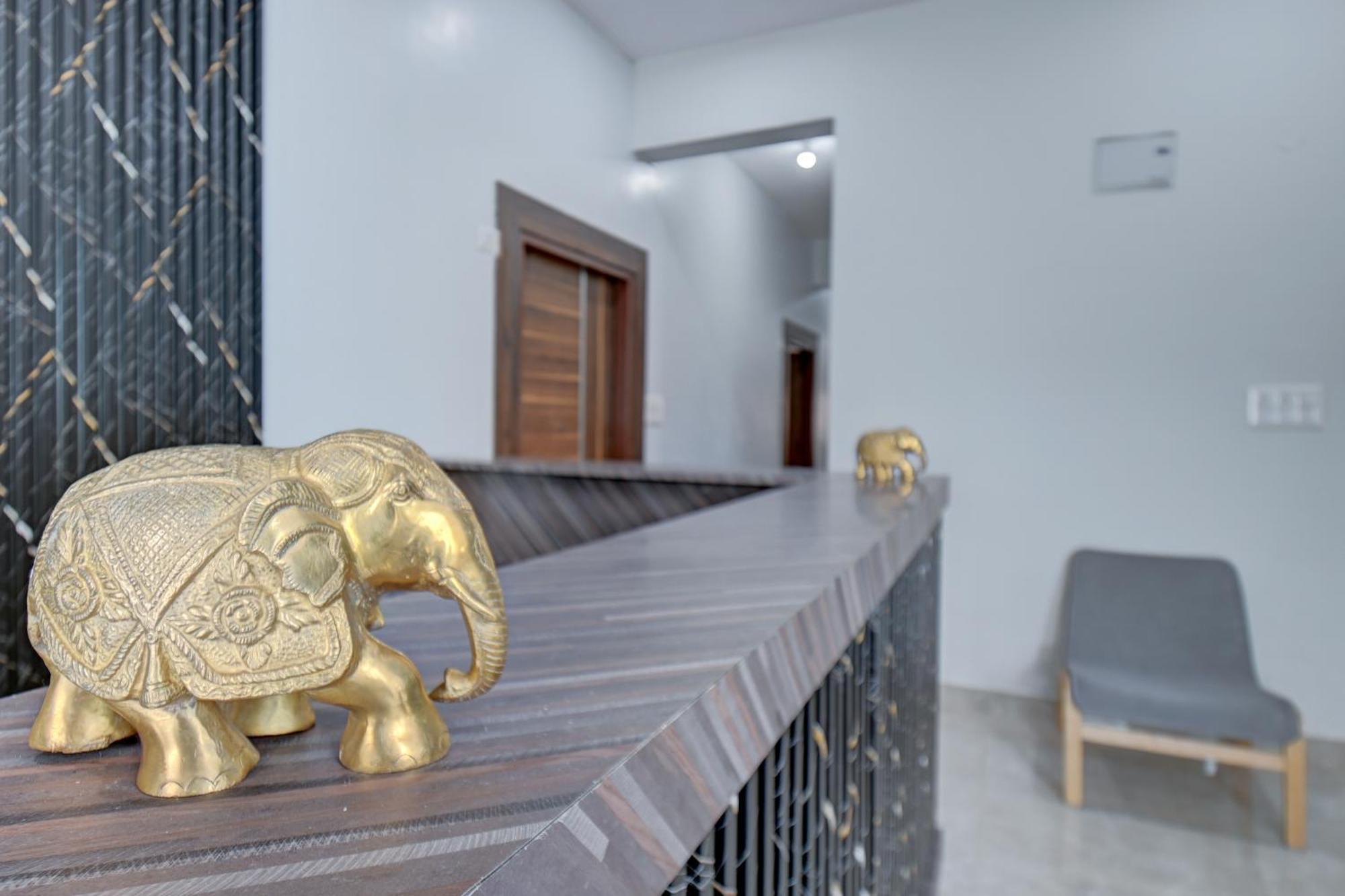 Hotel Cloud 9 Luxury Stay 迈索尔 外观 照片