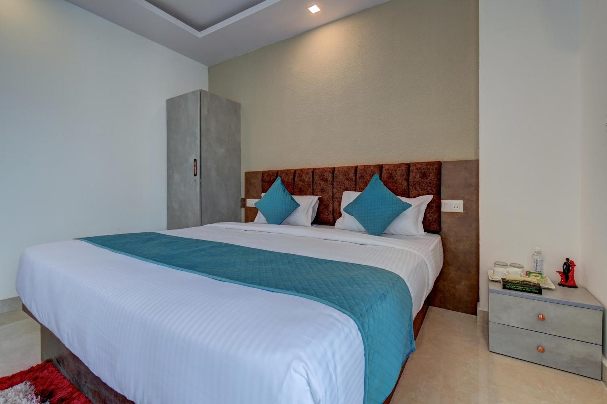 Hotel Cloud 9 Luxury Stay 迈索尔 外观 照片