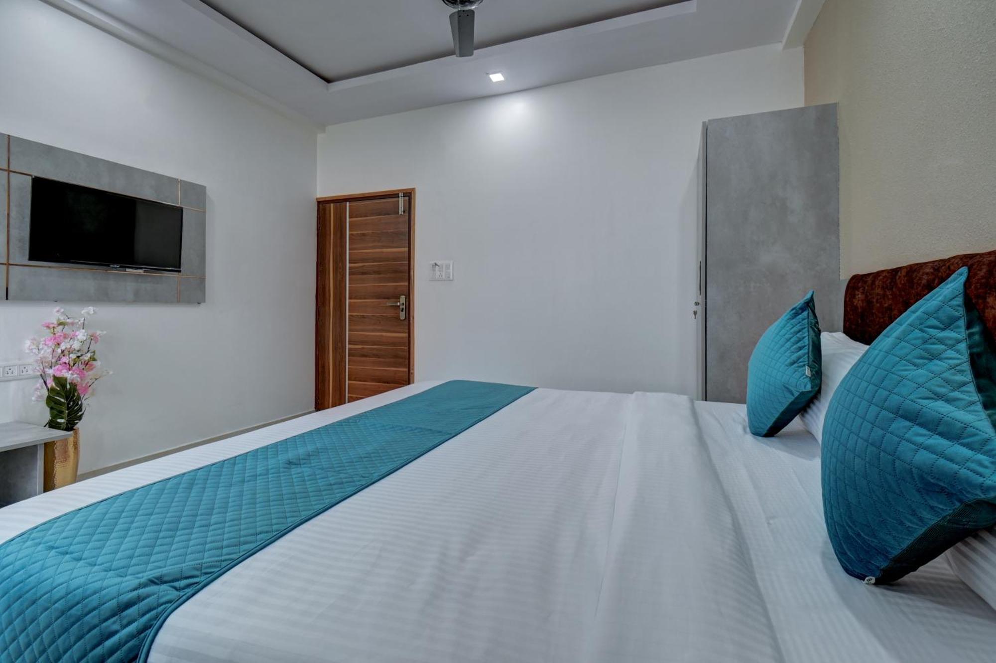 Hotel Cloud 9 Luxury Stay 迈索尔 外观 照片