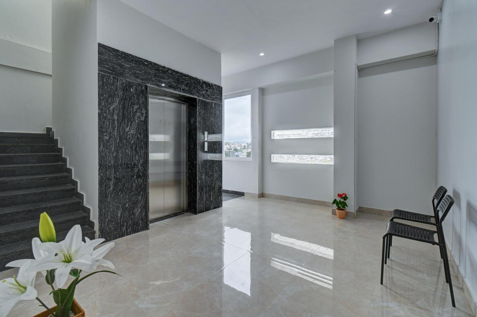 Hotel Cloud 9 Luxury Stay 迈索尔 外观 照片