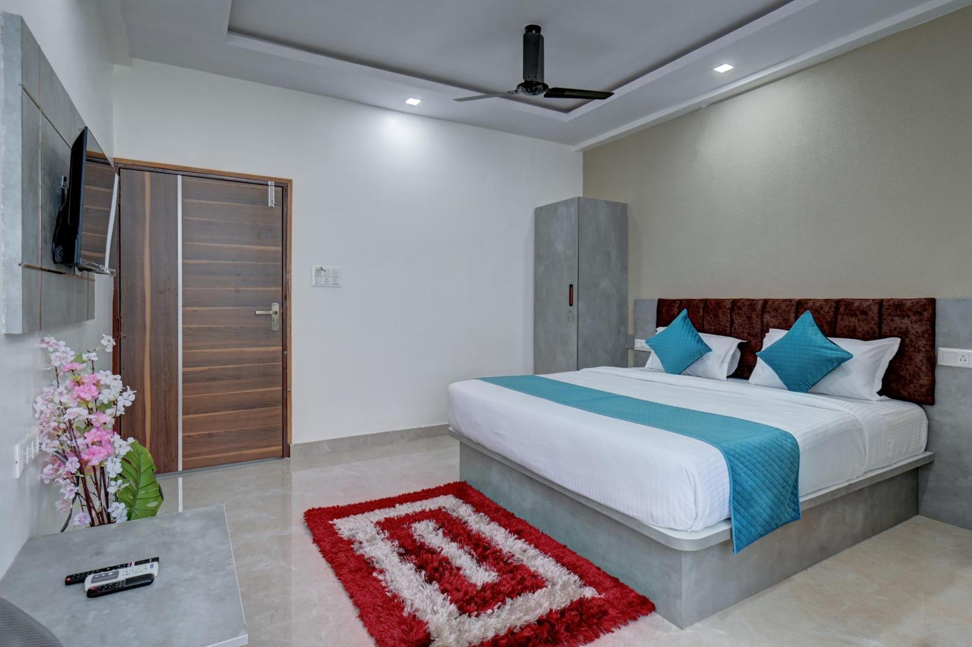 Hotel Cloud 9 Luxury Stay 迈索尔 外观 照片