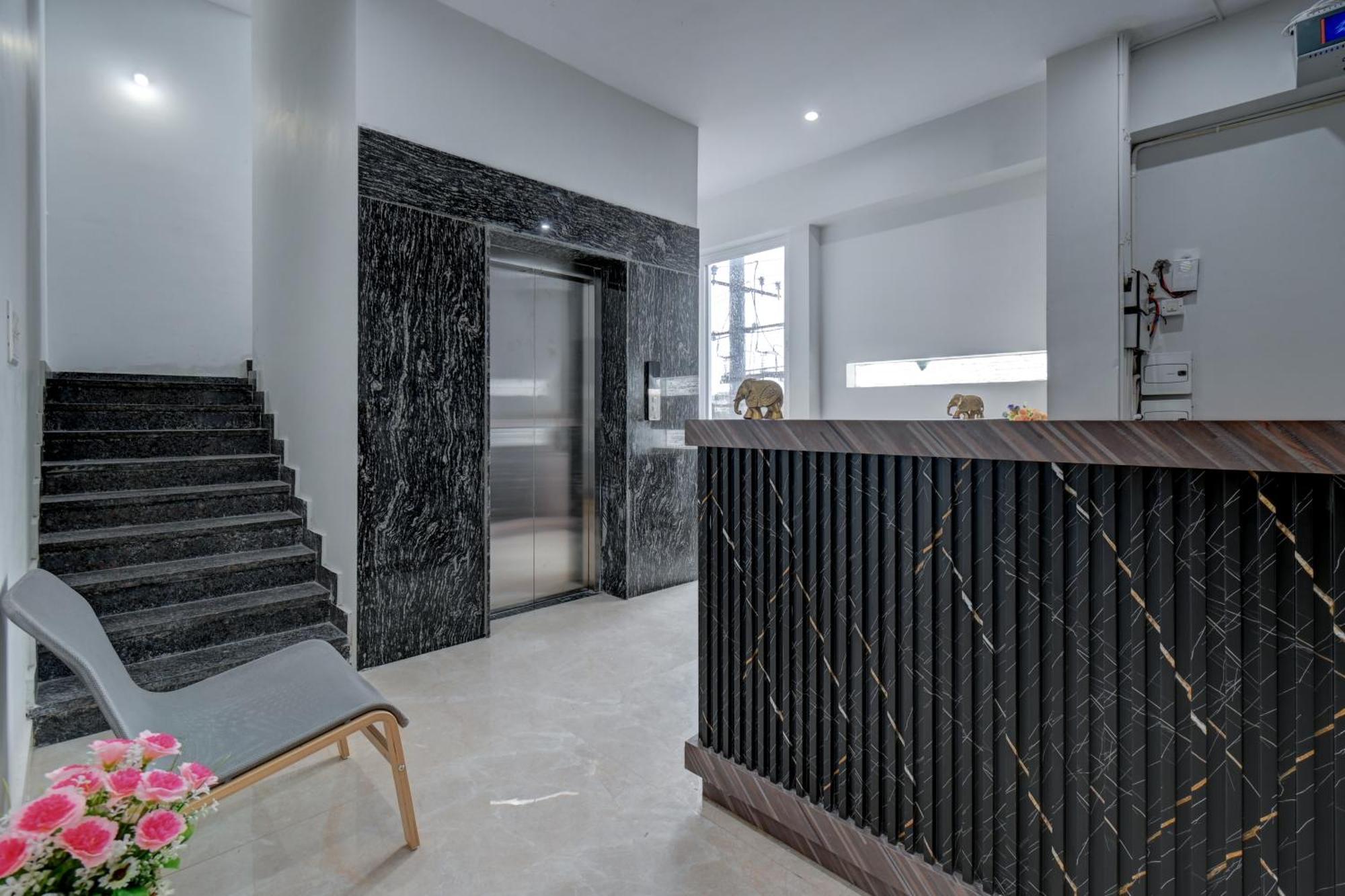 Hotel Cloud 9 Luxury Stay 迈索尔 外观 照片